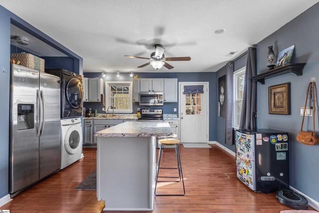 100 Wendfield Drive, Travelers Rest, SC 29690