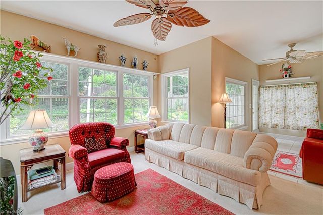 2304 Lyndhurst Avenue, Winston-salem, NC 27103