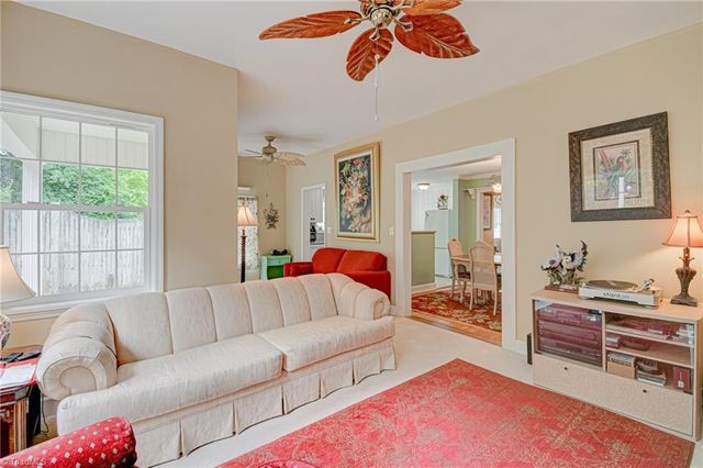2304 Lyndhurst Avenue, Winston-salem, NC 27103