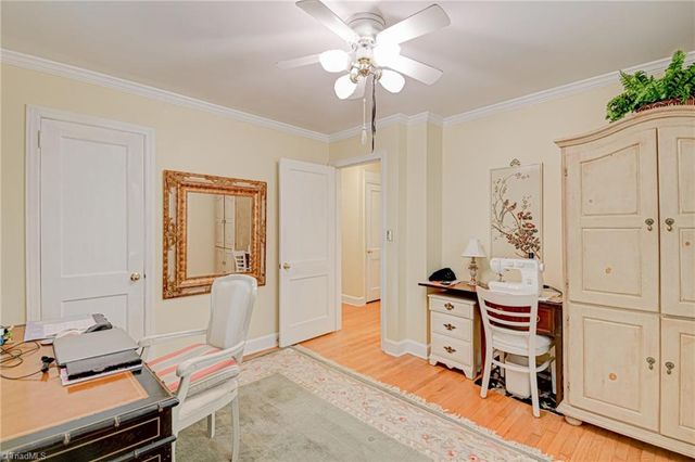2304 Lyndhurst Avenue, Winston-salem, NC 27103