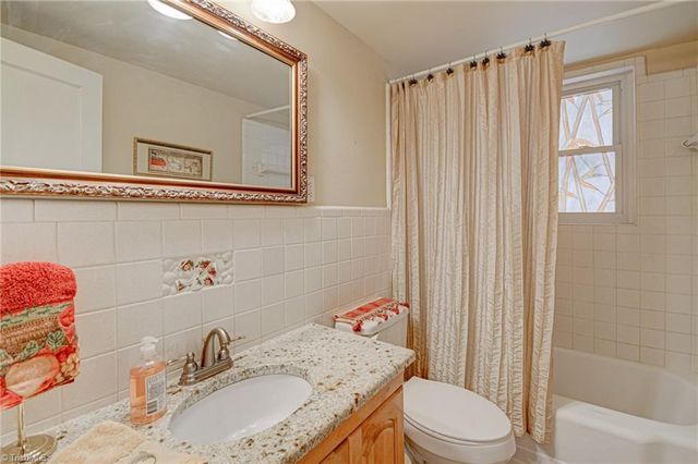 2304 Lyndhurst Avenue, Winston-salem, NC 27103