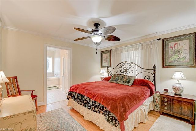 2304 Lyndhurst Avenue, Winston-salem, NC 27103