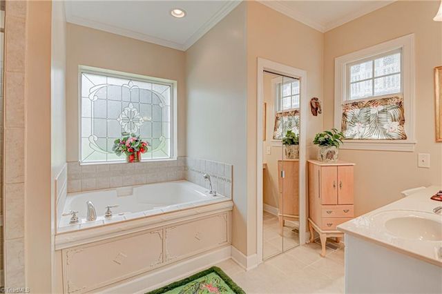 2304 Lyndhurst Avenue, Winston-salem, NC 27103