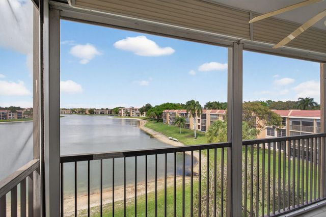 6239 Coral Lake Drive 403, Margate, FL 33063