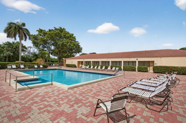 6239 Coral Lake Drive 403, Margate, FL 33063