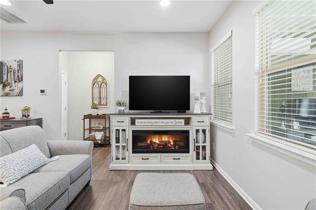 516 Riverview Lane, Canton, GA 30114