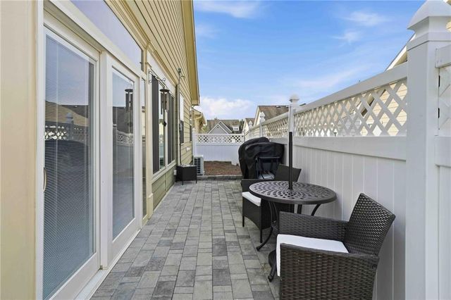 516 Riverview Lane, Canton, GA 30114