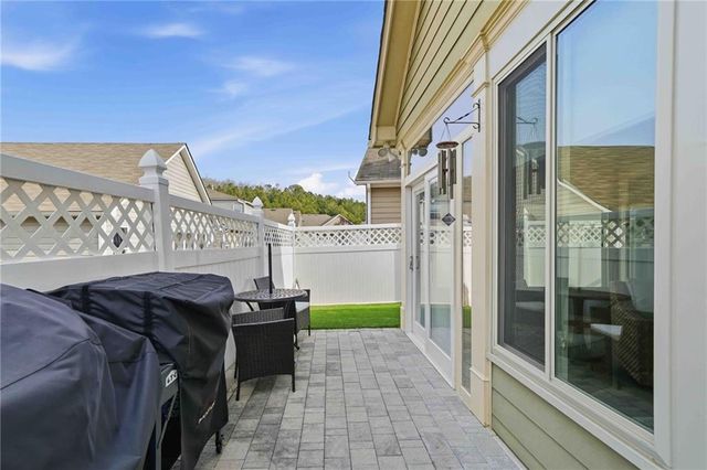 516 Riverview Lane, Canton, GA 30114