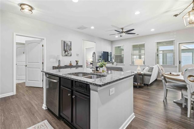 516 Riverview Lane, Canton, GA 30114