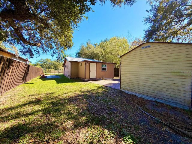 2318 HIBISCUS AVENUE, Seffner, FL 33584