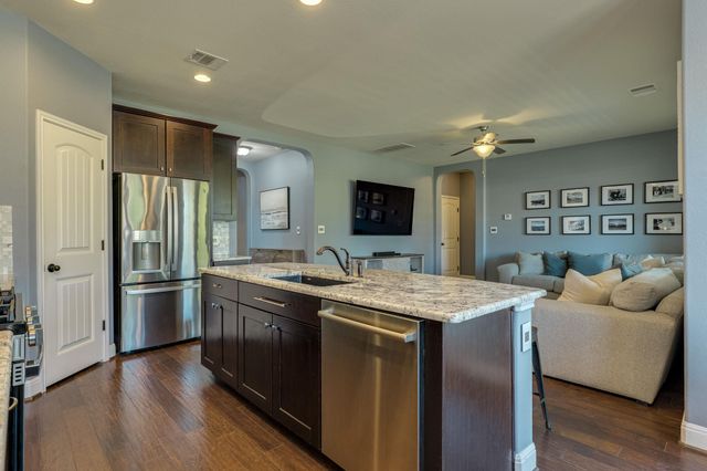 1318 Clark Brothers DR, Buda, TX 78610