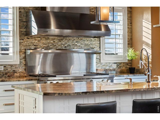 5804 Huntington Hills Dr, Fort Collins, CO 80525