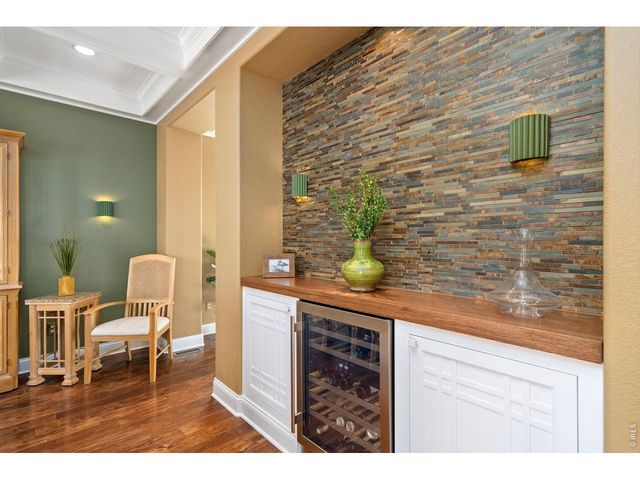 5804 Huntington Hills Dr, Fort Collins, CO 80525