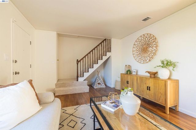 4861 SAGINAW CIR, Pleasanton, CA 94588