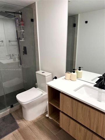520 Brickell Key Dr A913, Miami, FL 33131