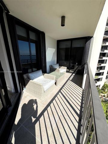 520 Brickell Key Dr A913, Miami, FL 33131