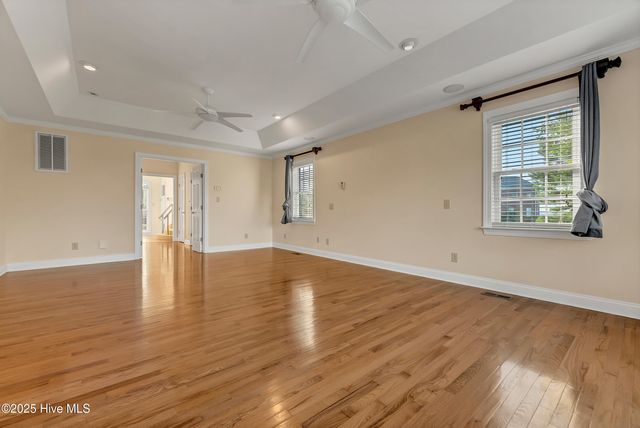 240 Drake Landing, New Bern, NC 28560