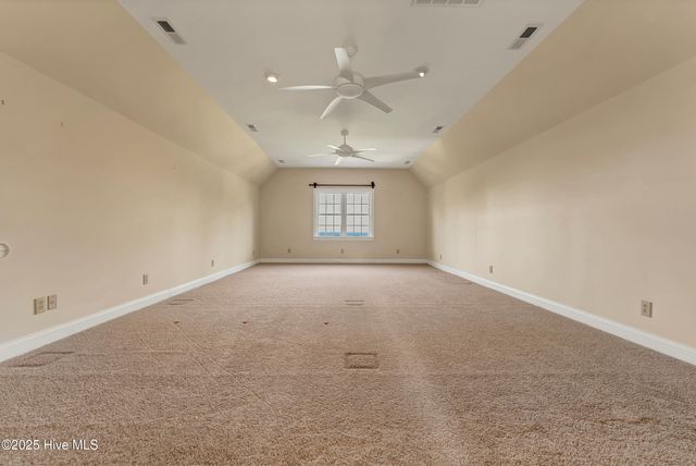 240 Drake Landing, New Bern, NC 28560