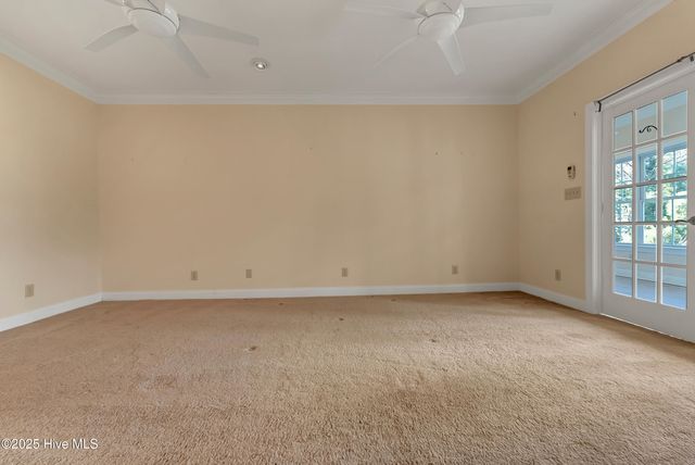 240 Drake Landing, New Bern, NC 28560