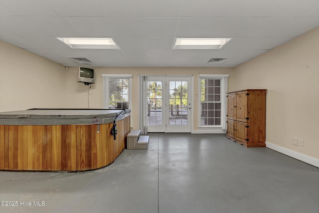 240 Drake Landing, New Bern, NC 28560