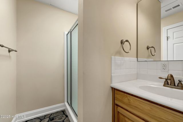 240 Drake Landing, New Bern, NC 28560