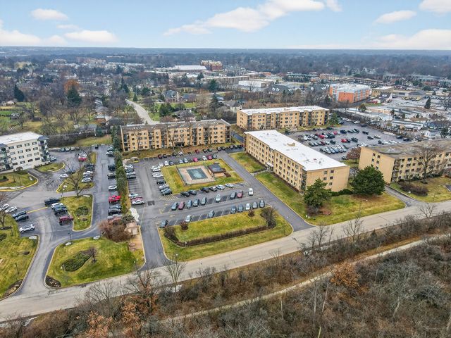 6670 S BRAINARD Avenue 209, Countryside, IL 60525