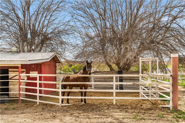 14433 Roy Rogers Ranch, Oro Grande, CA 92368