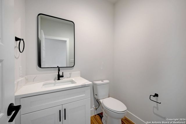 102 George Erath, Blanco, TX 78606