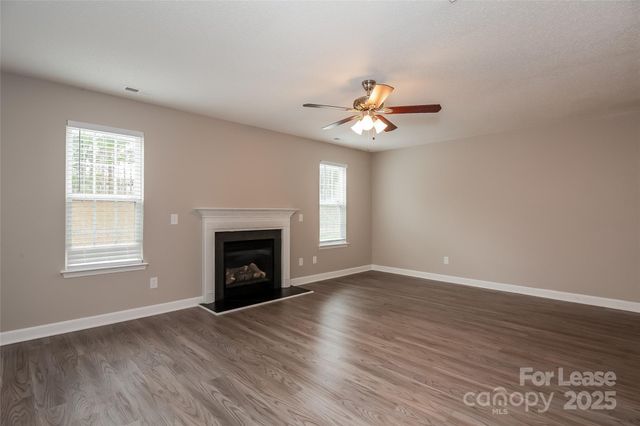 9209 Simonton Drive, Charlotte, NC 28269