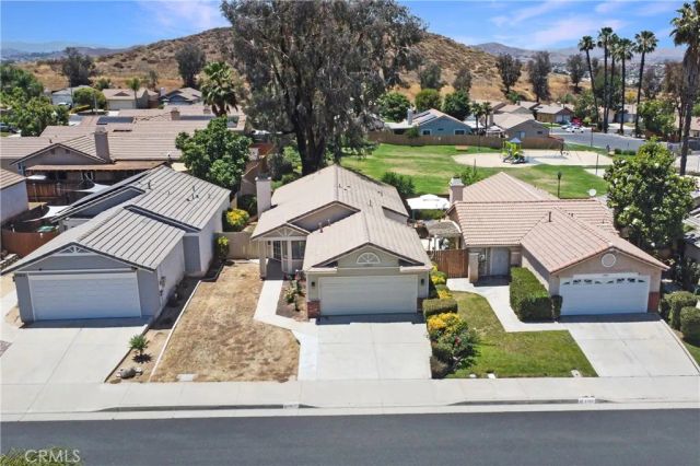27827 Cannon Drive, Menifee, CA 92585