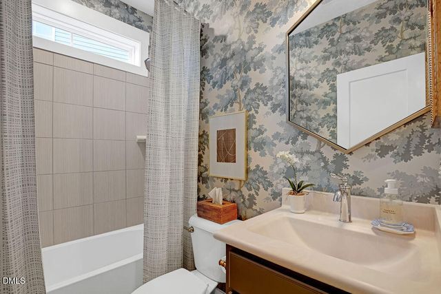 80 Landover Circle, Chapel Hill, NC 27516