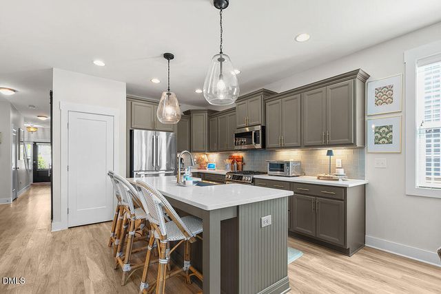 80 Landover Circle, Chapel Hill, NC 27516