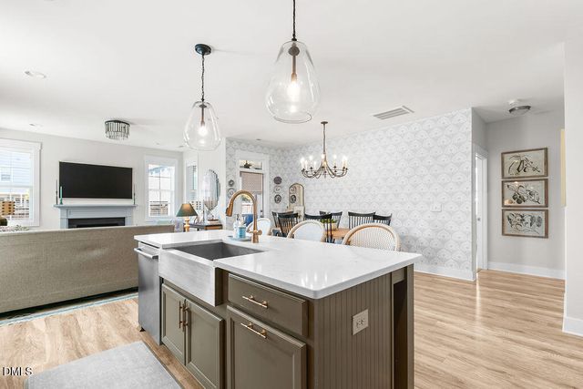 80 Landover Circle, Chapel Hill, NC 27516