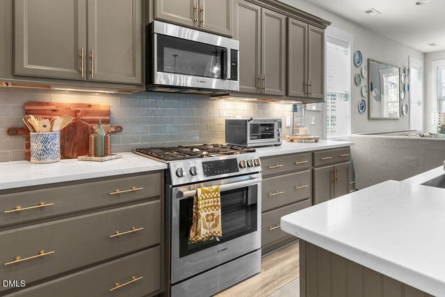 80 Landover Circle, Chapel Hill, NC 27516