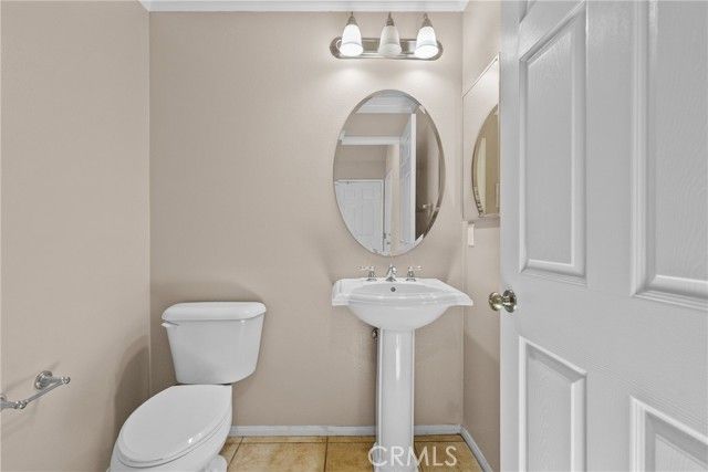 9447 Hendrix, North Hills (los Angeles), CA 91343