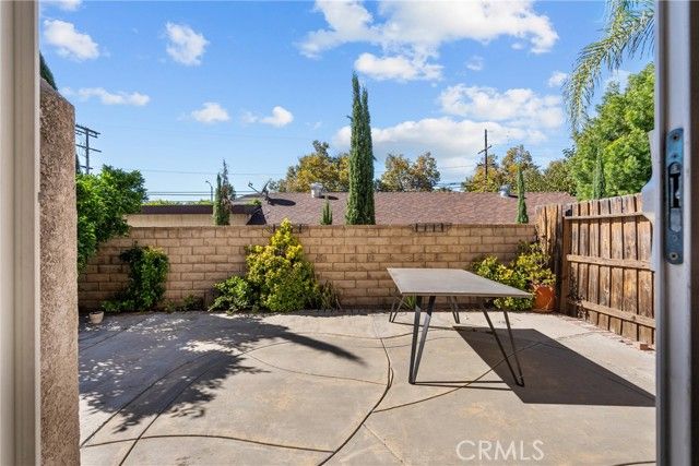 9447 Hendrix, North Hills (los Angeles), CA 91343