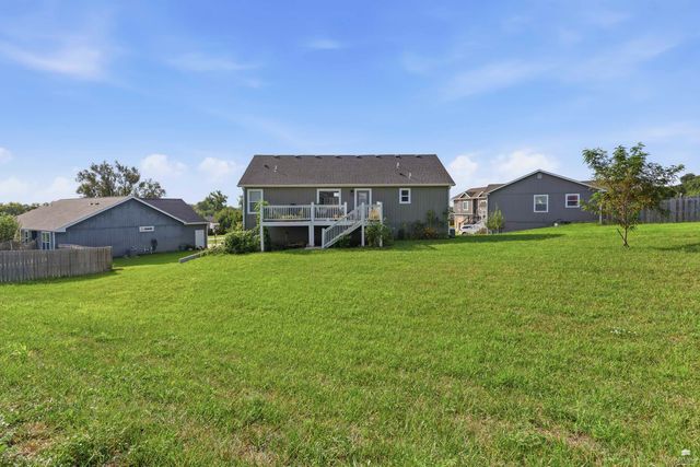 8867 Regina Lane, Manhattan, KS 66502