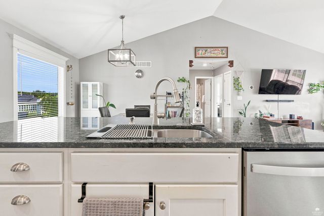 8867 Regina Lane, Manhattan, KS 66502