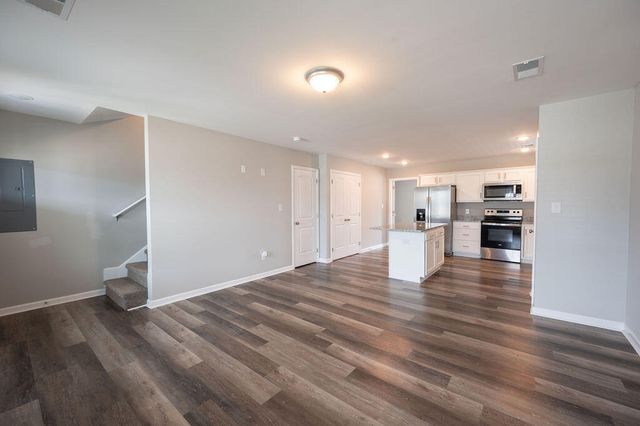 2015 Dolly Drive, Richmond, KY 40475