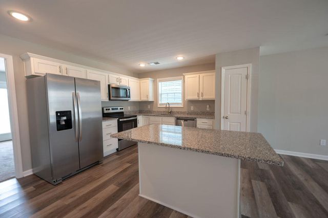 2015 Dolly Drive, Richmond, KY 40475