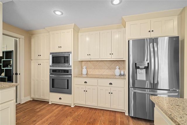 200 Rock Bridge Parkway, Excelsior Springs, MO 64024
