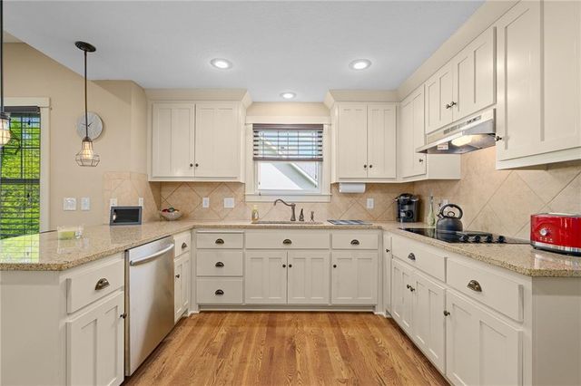 200 Rock Bridge Parkway, Excelsior Springs, MO 64024