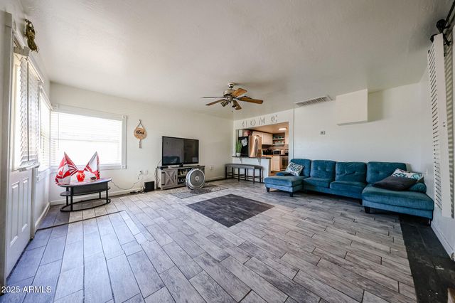 8223 S CALLE AZTECA --, Guadalupe, AZ 85283