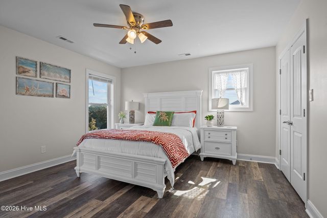 10522 Island Circle, Emerald Isle, NC 28594