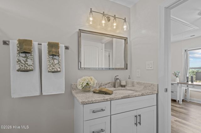 10522 Island Circle, Emerald Isle, NC 28594