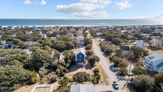 10522 Island Circle, Emerald Isle, NC 28594