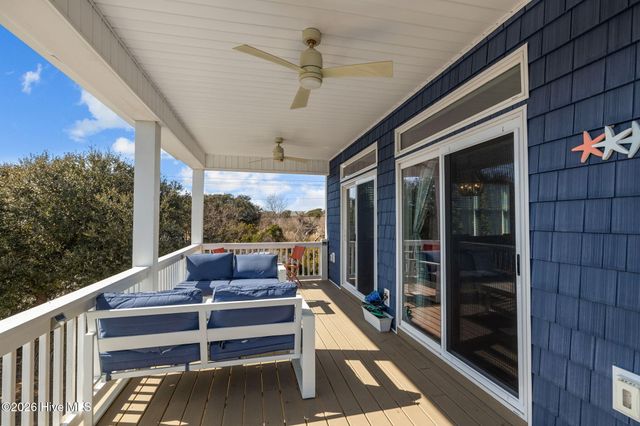 10522 Island Circle, Emerald Isle, NC 28594