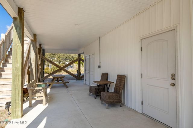 10522 Island Circle, Emerald Isle, NC 28594