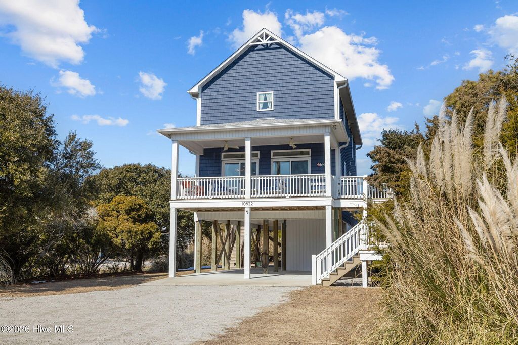 10522 Island Circle, Emerald Isle, NC 28594