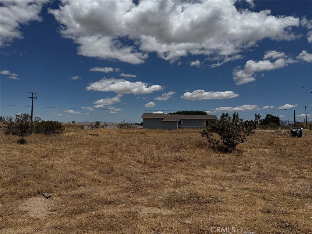 Image 18 of property listing at 11744 Wagon Wheel, Victorville, CA 92392